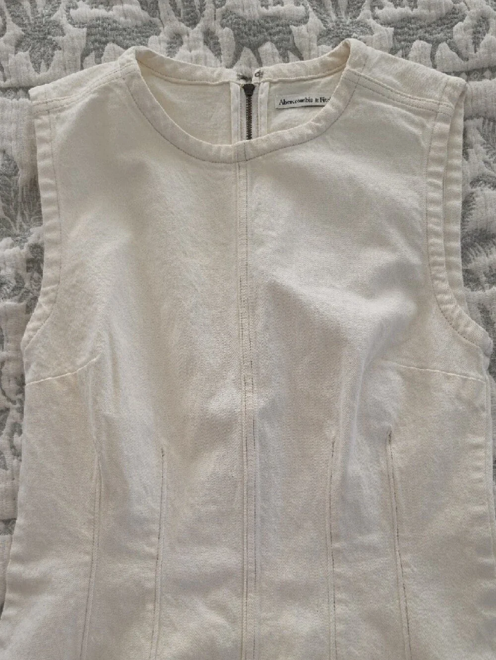 Abercrombie & Fitch Cream Sleeveless Structured Denim Mini Dress - Picture 2 of 5